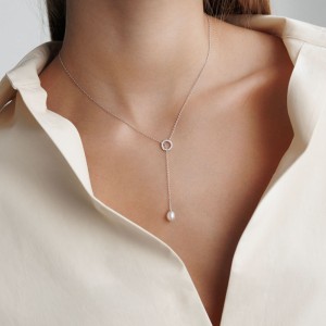 Colier argint cu perla naturala alba si cristale DiAmanti SK25234N_W-G (Argint 925‰ 2,5 g.) Colier argint cu perla naturala alba si cristale DiAmanti SK25234N_W-G (Argint 925‰ 2,5 g.)